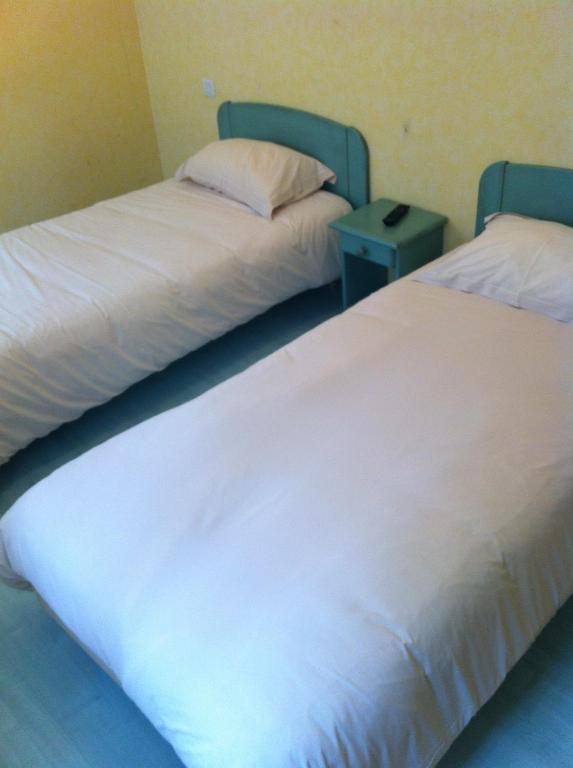 Hotel Des Arceaux Saint-Sever  Room photo
